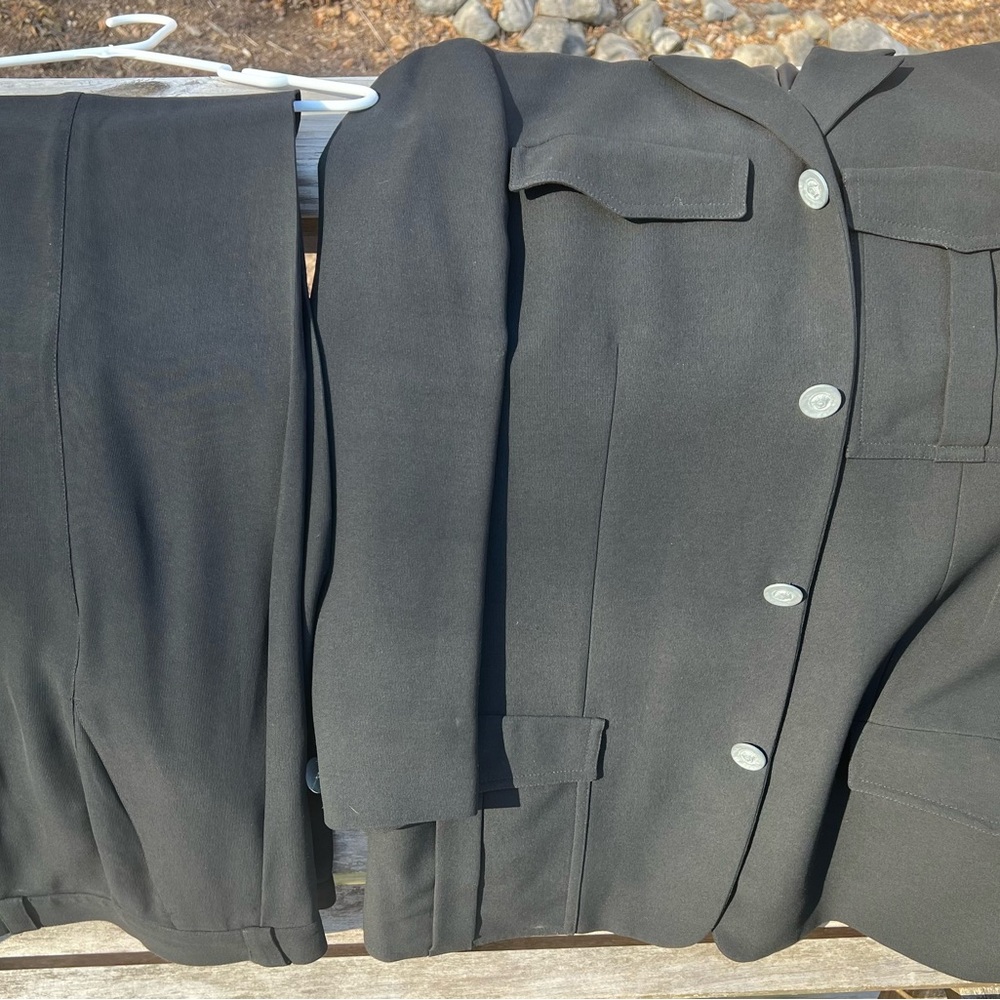 Vintage Gianni Versace Elegant Black suit in lightweight gabardine wool.classic
